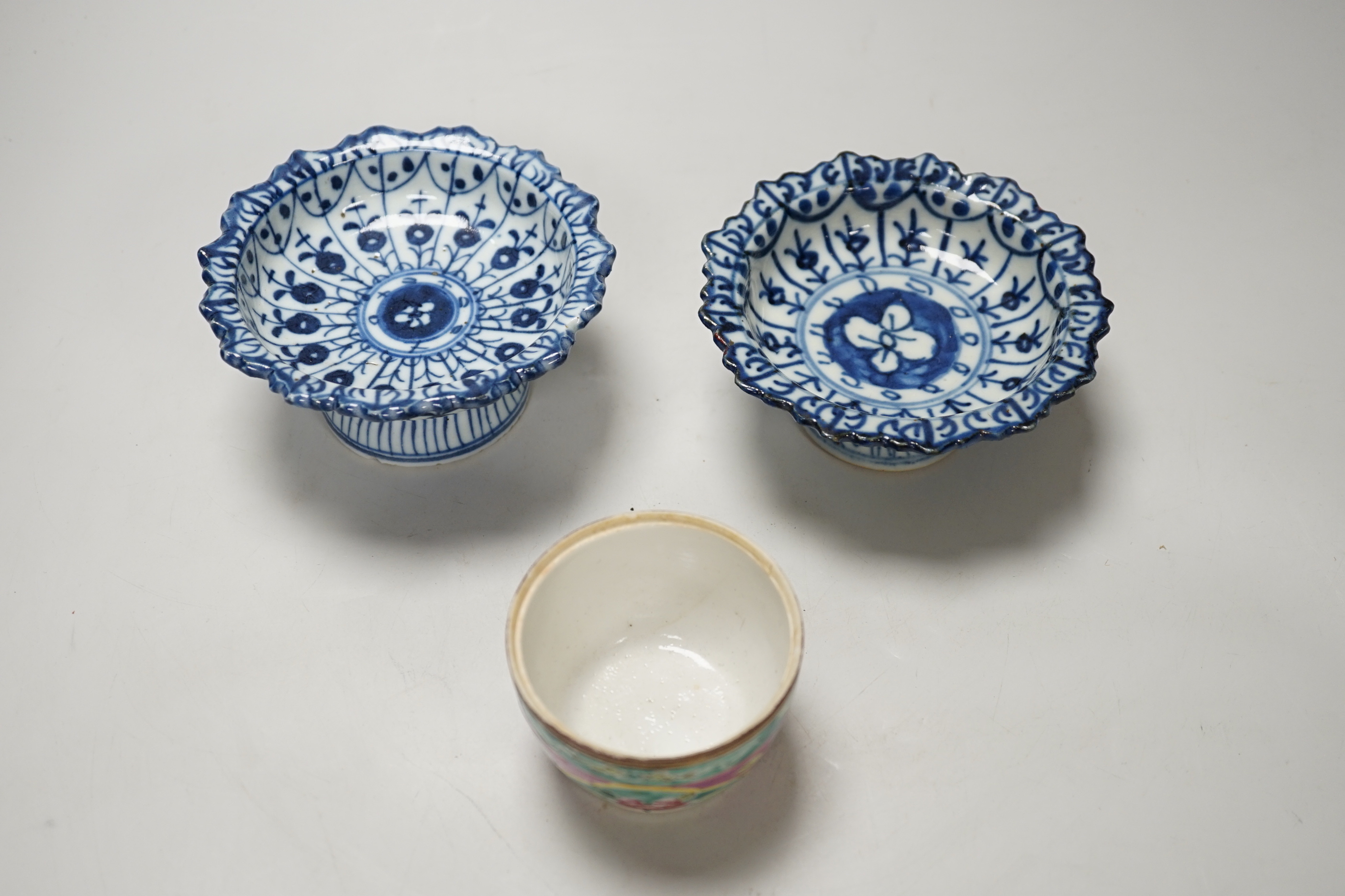 Assorted Chinese Nonya ceramics for Malaysian market, pedestal dishes 12cm diameter